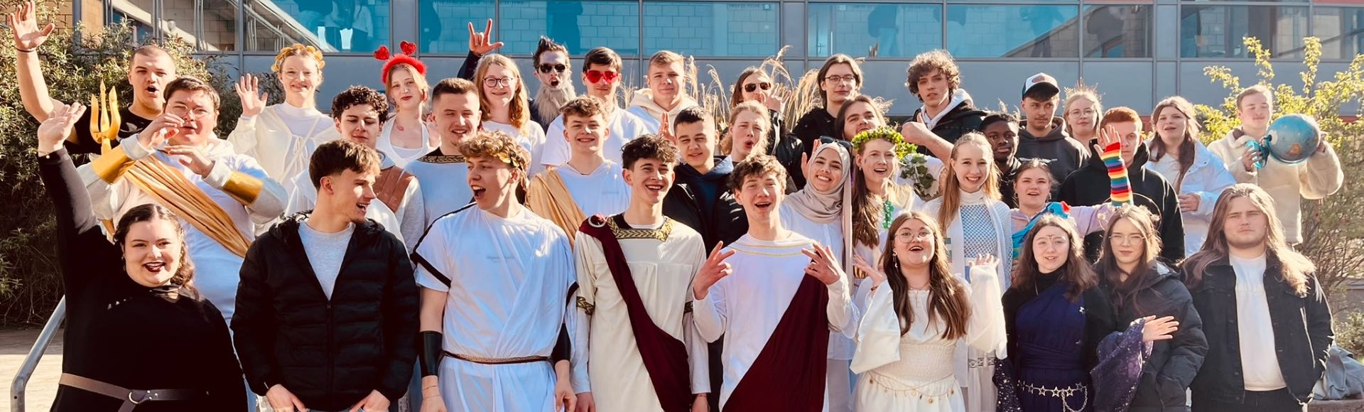 Motto des Abiturjahrgangs 2026 im Zeichen der griechischen Mythologie